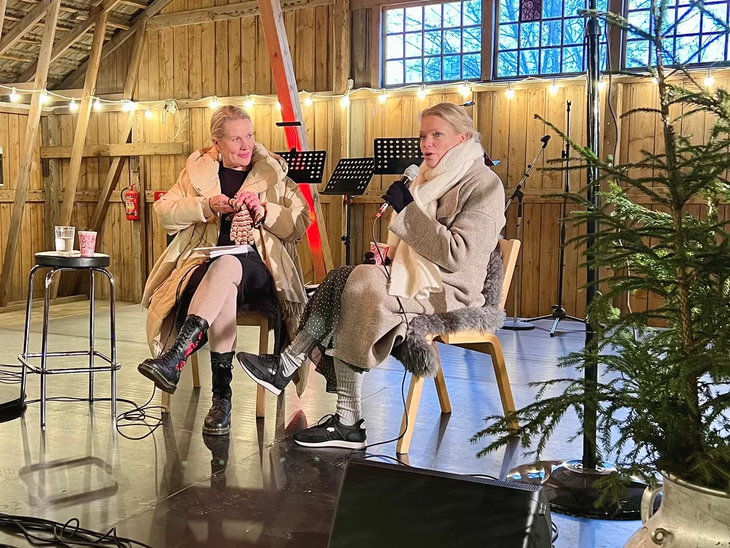 Nina Honkanen haastatteli Maaret Kalliota hänen uusimman teoksensa Mielenrauhan tiimoilta. Jos mielenrauha tulisi kiteyttää yhteen sanaan, se olisi sovinto. 